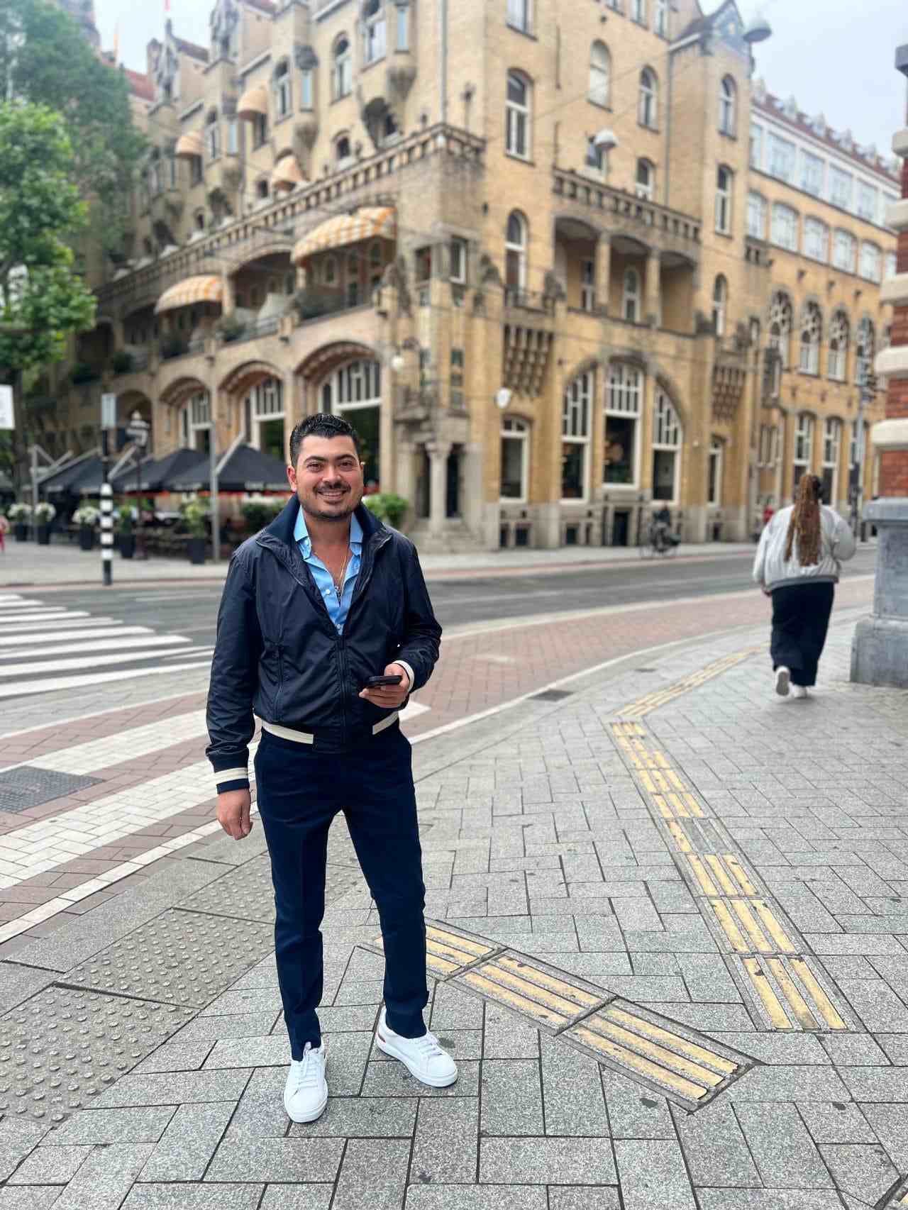 What is a Hand-Knotted Rug, and How Is It Different from Everything Else-1